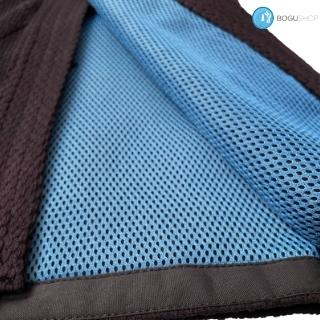 Close-up of blue quick-dry lining