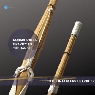 Close view comparing a narrow tip and hand-centred balance